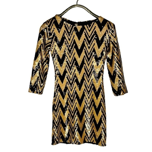 ARK & CO. SEQUIN EMBELLISHED CHEVRON STRIPE 3/4 SLEEVE FITTED SHEATH DRESS - Picture 3 of 16